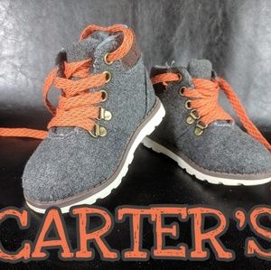 🧡 CARTER'S KID LIKE S BOOTS!! SIZE 5